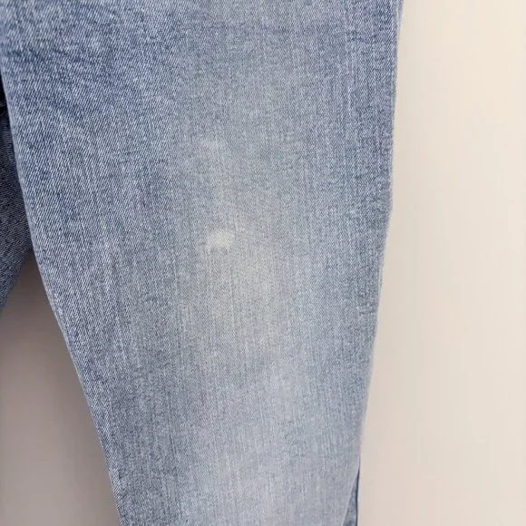 Abercrombie & Fitch The Flare Ultra High Rise Light Wash Jeans Size 29/8 - Picture 2 of 4